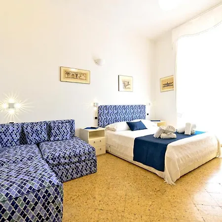 Residenza Sole ホテル 3*