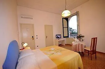 Residenza Sole 호텔 3*